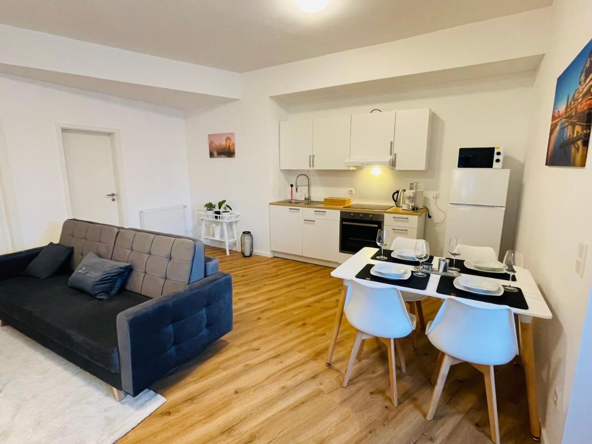 Schoenes Apartment - Netflix-Nespresso Дуйсбург Екстер'єр фото